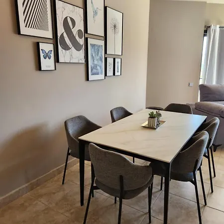Apartment Atico Esquinero Con Preciosas Vistas Al Valle Del Golf Con Piscina Comunitaria!