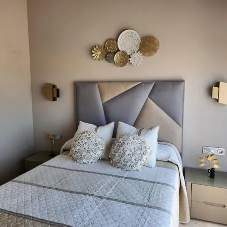 Apartment Atico Esquinero Con Preciosas Vistas Al Valle Del Golf Con Piscina Comunitaria!