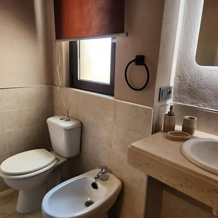 Apartment Atico Esquinero Con Preciosas Vistas Al Valle Del Golf Con Piscina Comunitaria! *